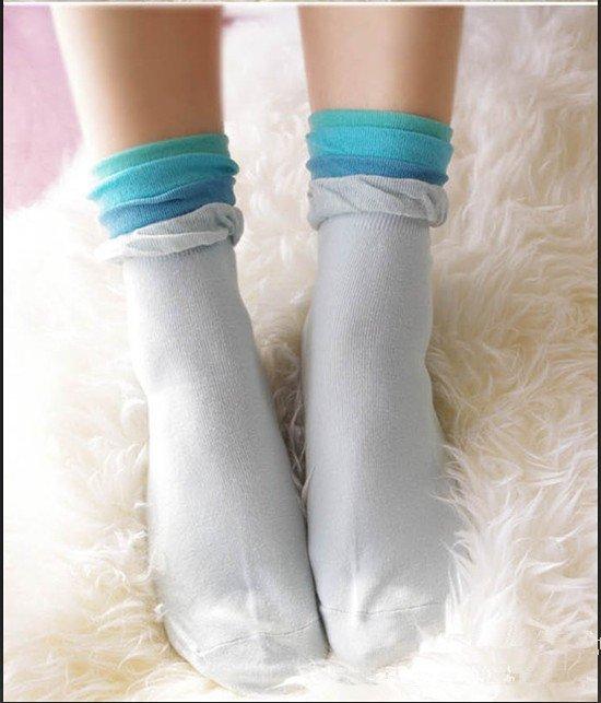 547863375-10pairs-lot-free-shipping-2012-new-style-fashion-ladies-sock-women-sock-wholesales-multicolored-color-wholesalers.jpeg