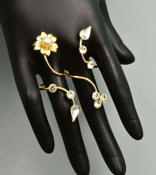 New fashion accessories jewelry punk pearl flower crystal double finger ring for women girl nice gift